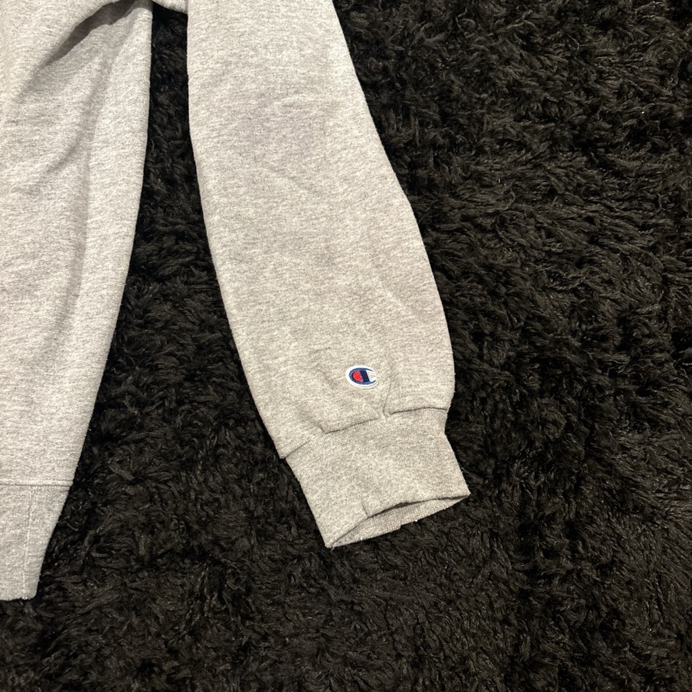 Champion Gray Montclair State Alumni Crewneck Sweater - Picture 3 of 3